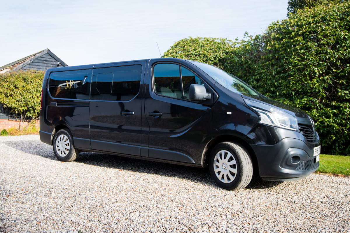 Renault Mini bus in black